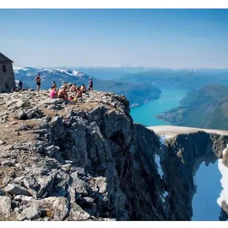 Hus I Stryn